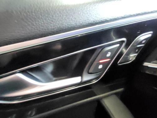 2017 Audi Q7 3.0T Premium