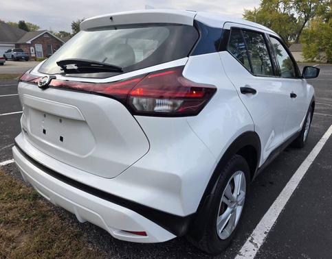 2021 Nissan Kicks S