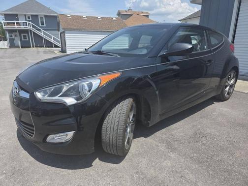 2017 Hyundai Veloster Value Edition