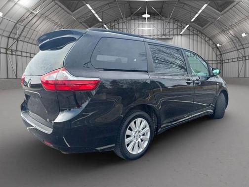 Black 2017 Toyota Sienna XLE Premium