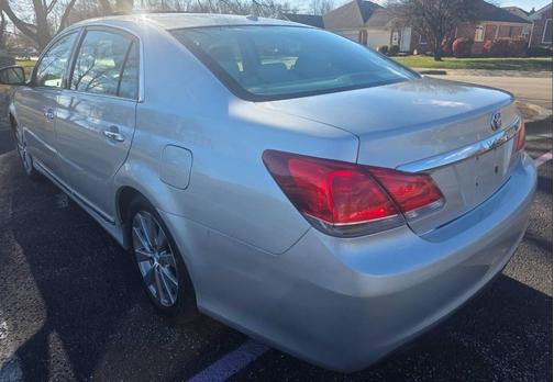 2011 Toyota Avalon Base