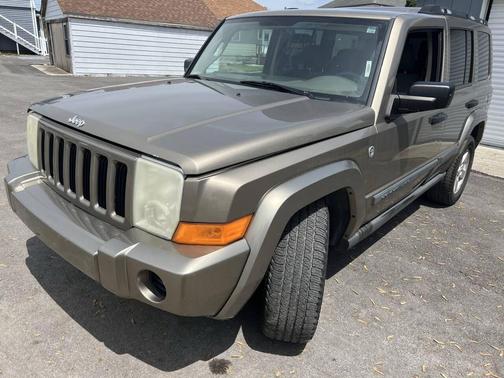 2006 Jeep Commander Base
