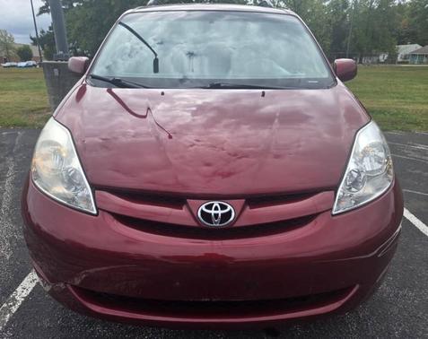 2009 Toyota Sienna XLE