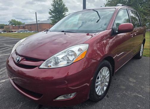 2009 Toyota Sienna XLE