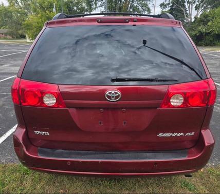 2009 Toyota Sienna XLE