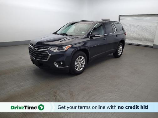 Gray 2020 Chevrolet Traverse LT Cloth