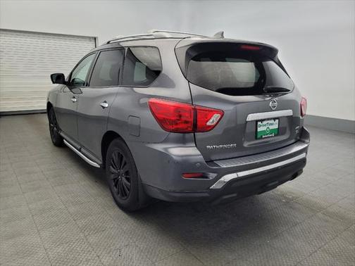 2019 Nissan Pathfinder SL