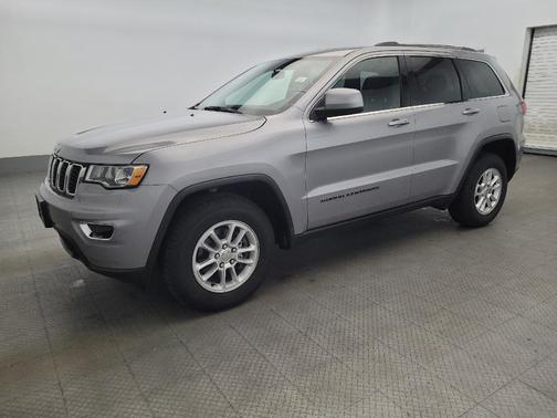 2020 Jeep Grand Cherokee Laredo