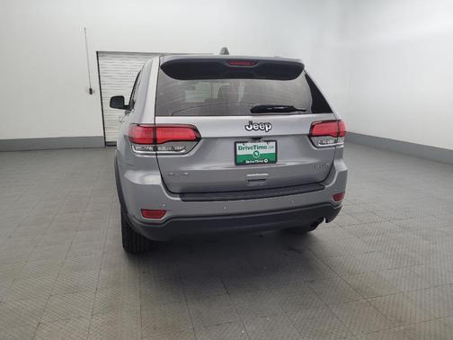 2020 Jeep Grand Cherokee Laredo