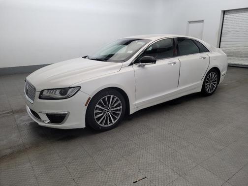 2017 Lincoln MKZ Base