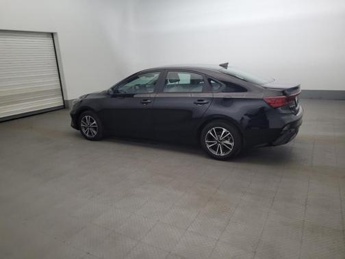 Aurora Black 2023 Kia Forte LXS
