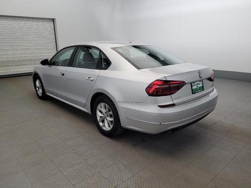 2018 Volkswagen Passat 2.0T S