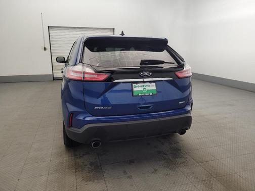 Atlas Blue Metallic 2020 Ford Edge SE