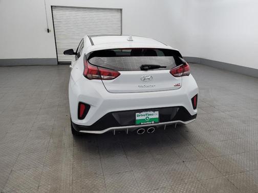 2021 Hyundai Veloster Base