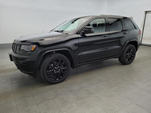 2021 Jeep Grand Cherokee Laredo