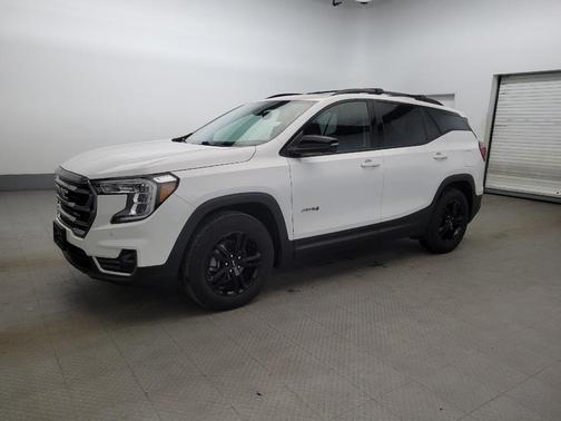 2023 GMC Terrain AWD AT4