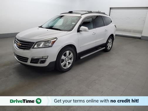 Iridescent Pearl Tricoat 2016 Chevrolet Traverse LTZ