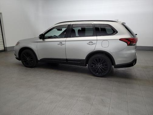 2020 Mitsubishi Outlander LE