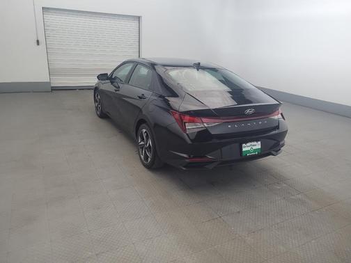 Onyx Black 2023 Hyundai ELANTRA SEL