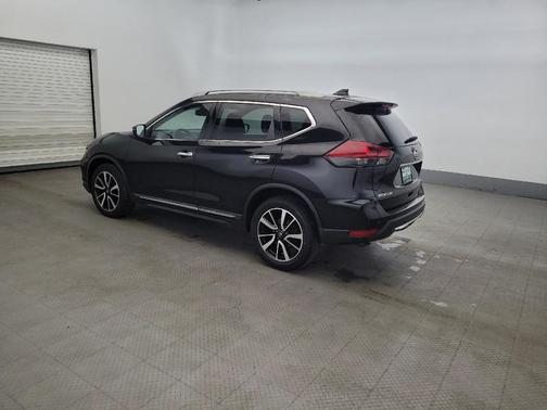 Magnetic Black Pearl 2019 Nissan Rogue SL