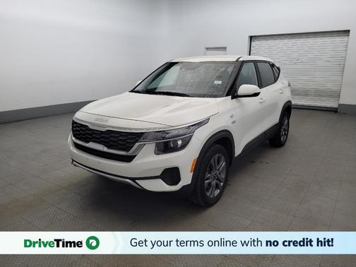 Snow White Pearl 2022 Kia Seltos LX