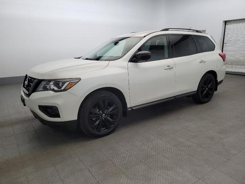 2018 Nissan Pathfinder SL