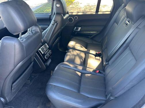 Fuji White 2017 Land Rover Range Rover 5.0L Supercharged