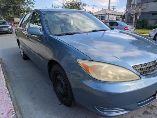 2003 Toyota Camry LE