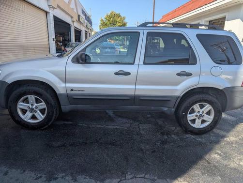 Silver Metallic Clearcoat 2007 Ford Escape Hybrid Base