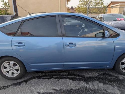 2005 Toyota Prius Base