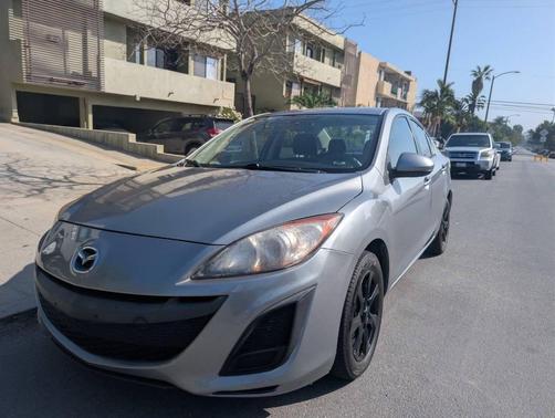 2010 Mazda Mazda3 i Touring