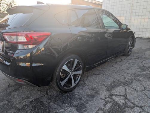 2017 Subaru Impreza 2.0i Sport