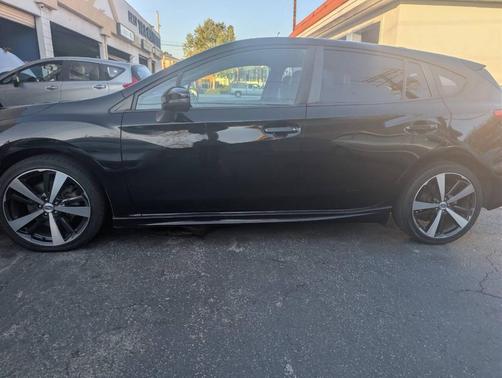 2017 Subaru Impreza 2.0i Sport