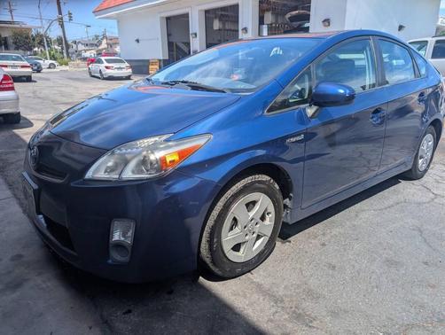 Blue Ribbon Metallic 2010 Toyota Prius II