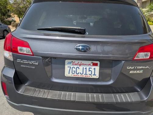 2014 Subaru Outback 2.5i Premium