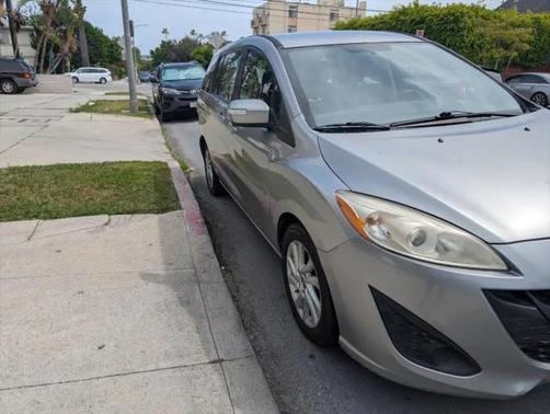 2013 Mazda Mazda5 Sport
