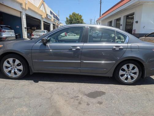 Polished Metal Metallic 2009 Honda Accord EX