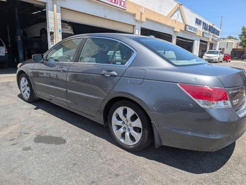 Polished Metal Metallic 2009 Honda Accord EX
