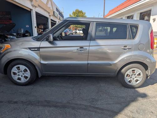 Moss 2013 Kia Soul Base