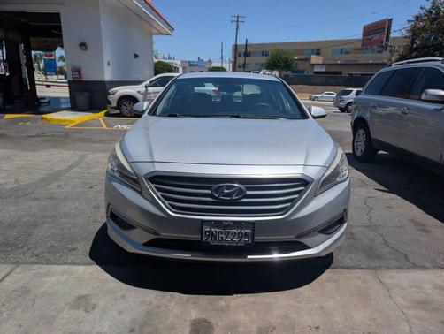 Symphony Silver 2015 Hyundai SONATA SE