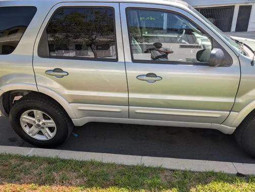 2007 Ford Escape Hybrid Base