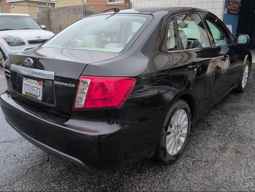 Obsidian Black Pearl 2010 Subaru Impreza 2.5 i Premium