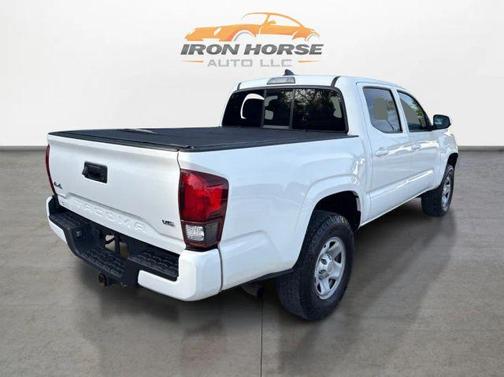 White 2022 Toyota Tacoma SR