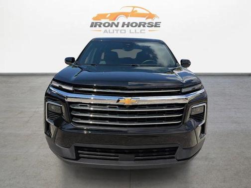 Black 2026 Chevrolet Traverse LT