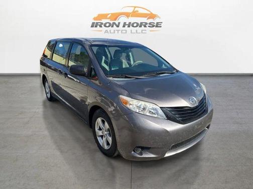 2014 Toyota Sienna L