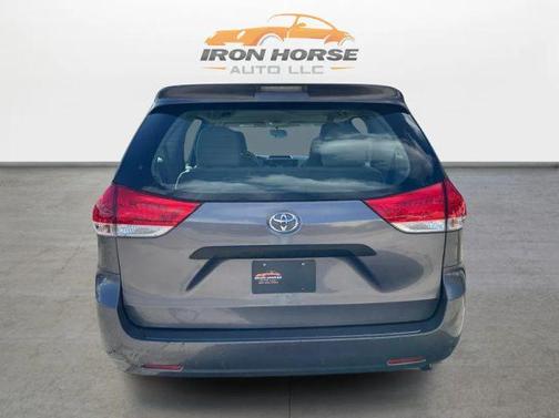 2014 Toyota Sienna L