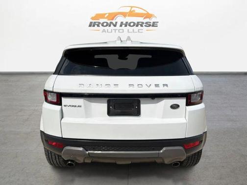 Fuji White 2017 Land Rover Range Rover Evoque SE Premium
