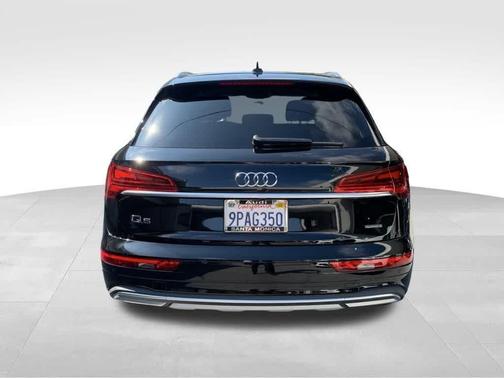 2024 Audi Q5 40 Premium
