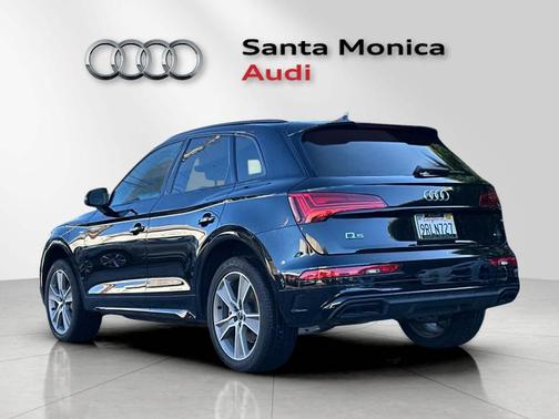 2025 Audi Q5 45 S line quattro Premium