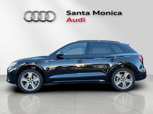 2025 Audi Q5 45 S line quattro Premium